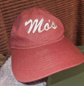 Mo's hat
